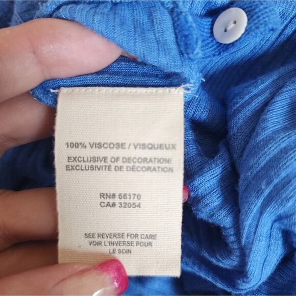 FREE PEOPLE BLUE SEQUIN  LACE TOP SIZE SMALL - Picture 7 of 7